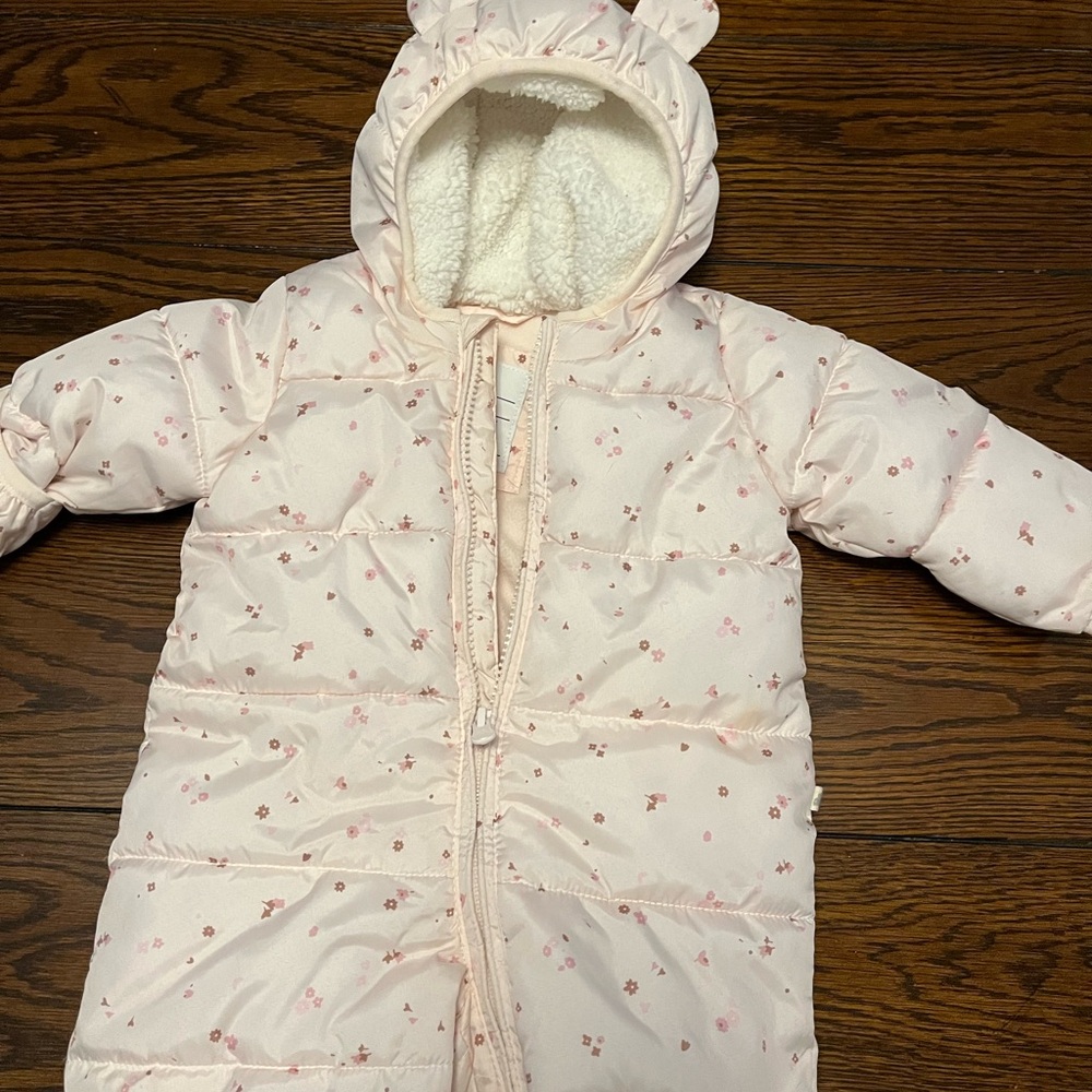 Baby Gap 0-3 months girl snow suit